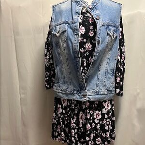 Levi's Signature sleeveless Denim Jacket